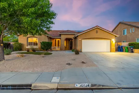 42524 Biscay St, Lancaster, CA 93536 photo 1