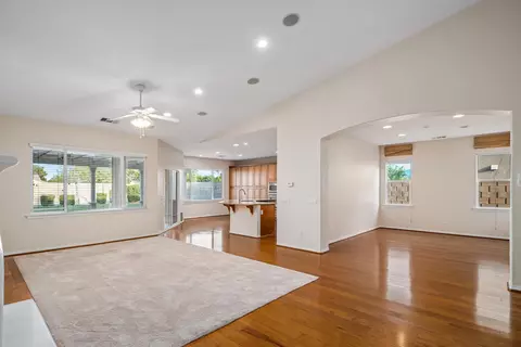 42524 Biscay St, Lancaster, CA 93536 photo 9