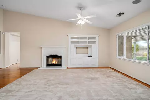 42524 Biscay St, Lancaster, CA 93536 photo 10