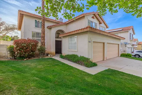 42227 Sand Palm Way, Lancaster, CA 93536