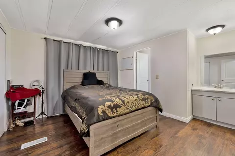 43850 20th St E #43, Lancaster, CA 93535 photo 9