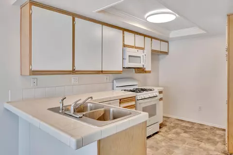 44520 15th St E #8, Lancaster, CA 93535 photo 11