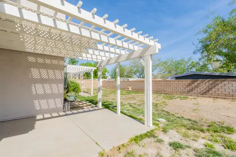 2033 Morningside Ave, Lancaster, CA 93535 photo 29