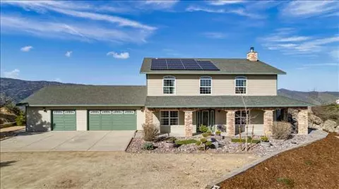 28621 Skyline Dr, Tehachapi, CA 93561 photo 3