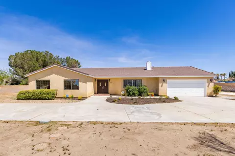 43904 35th St E, Lancaster, CA 93535 photo 2