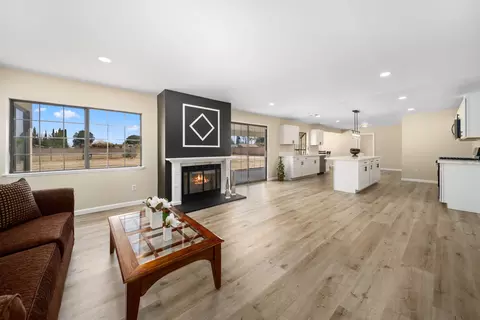 43904 35th St E, Lancaster, CA 93535 photo 13