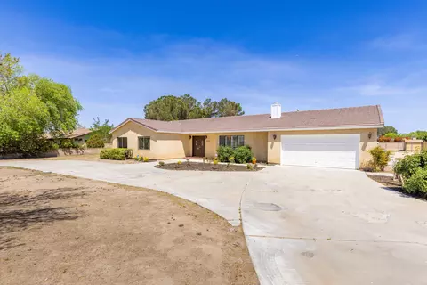 43904 35th St E, Lancaster, CA 93535 photo 3
