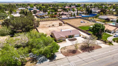 43904 35th St E, Lancaster, CA 93535 photo 5