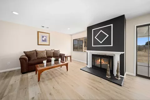 43904 35th St E, Lancaster, CA 93535 photo 12