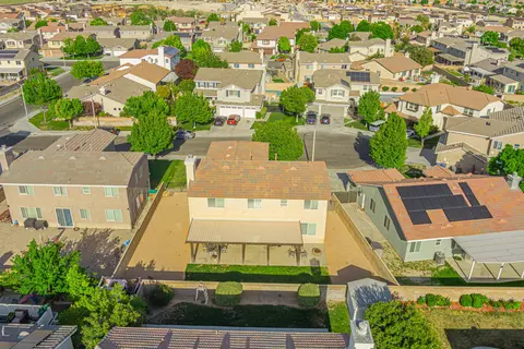 44211 46th St W, Lancaster, CA 93536 photo 47