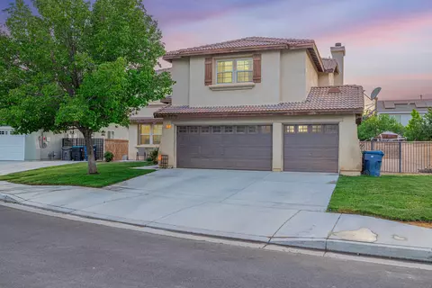 44211 46th St W, Lancaster, CA 93536