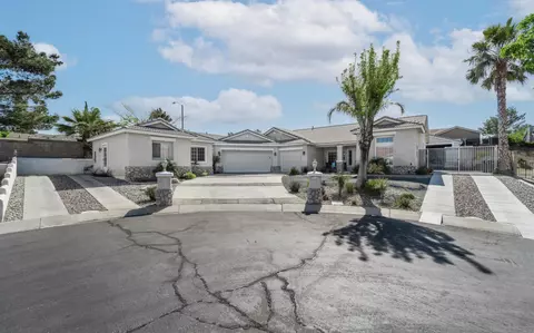 40807 Cobblestone Ct, Palmdale, CA 93551