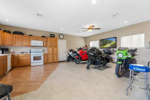 40807 Cobblestone Ct, Palmdale, CA 93551 photo 57