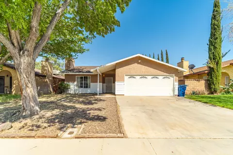 44442 Sancroft Ave, Lancaster, CA 93535