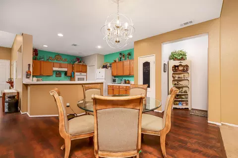 42130 Tropez Dr, Lancaster, CA 93536 photo 11