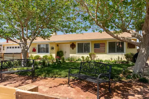 8133 Willow Ave, California City, CA 93505