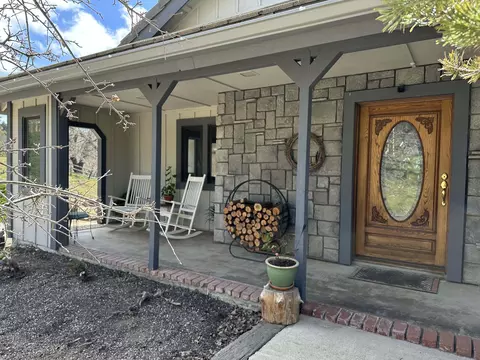 25620 Deertrail Dr, Tehachapi, CA 93561 photo 5