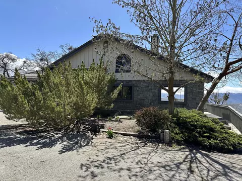 25620 Deertrail Dr, Tehachapi, CA 93561 photo 4