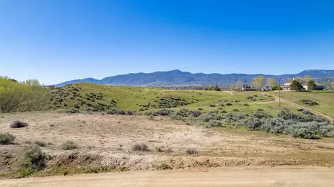 0 Sycamore Dr, Tehachapi, CA 93561 photo 3