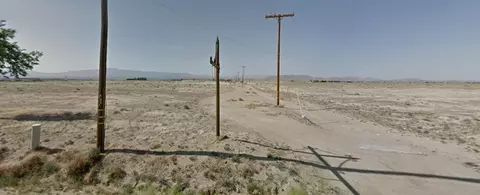 Cor Ave A10 & 96th St West, Lancaster, CA 93536