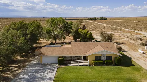 12141 Ave H E, Lancaster, CA 93535 photo 34