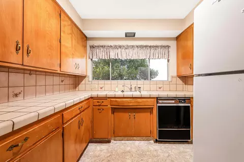 12141 Ave H E, Lancaster, CA 93535 photo 7
