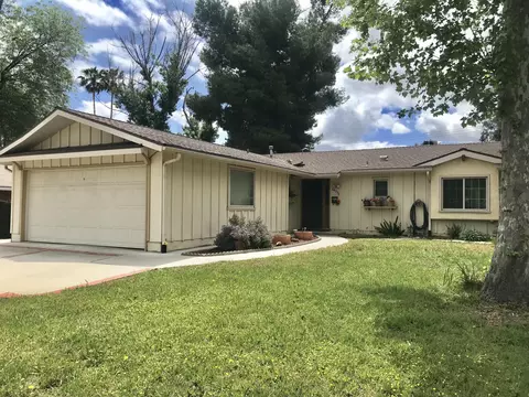 24032 Hamlin St, West Hills, CA 91307