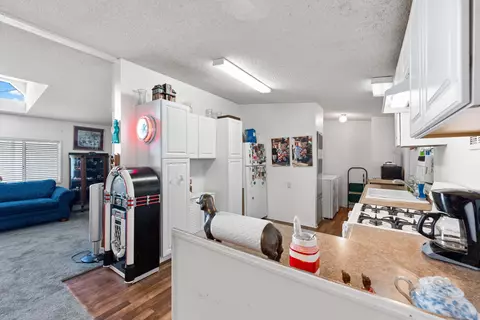 14556 Tehachapi Blvd E #SPC 34, Tehachapi, CA 93561 photo 9