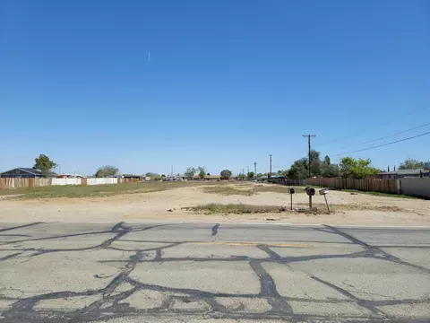 Ave Q5 & 15th St E, Palmdale, CA 93550