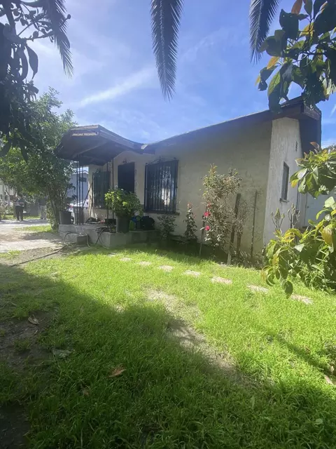 735 139th St W, Compton, CA 90222 photo 2