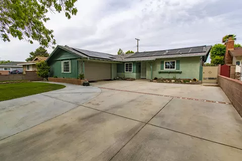 45036 18th St W, Lancaster, CA 93534