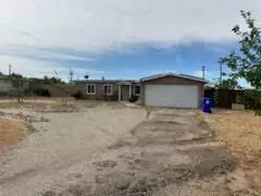 21823 Cherokee Ave, Apple Valley, CA 92307