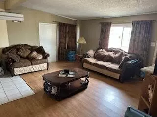 21823 Cherokee Ave, Apple Valley, CA 92307 photo 3