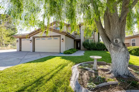 42645 23rd St W, Lancaster, CA 93536
