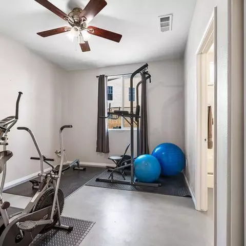 4818 Spur Ave, Lancaster, CA 93536 photo 18