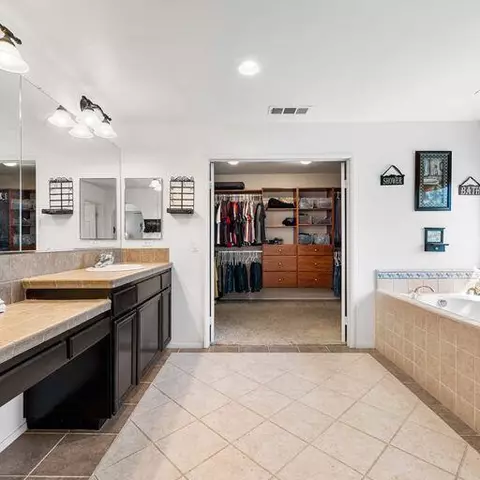 4818 Spur Ave, Lancaster, CA 93536 photo 31