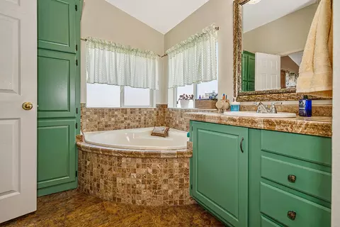 29669 Lancaster Rd, Lancaster, CA 93536 photo 32