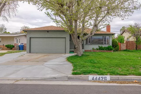 44426 Lowtree Ave, Lancaster, CA 93534 photo 30