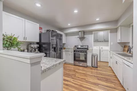 44426 Lowtree Ave, Lancaster, CA 93534 photo 4