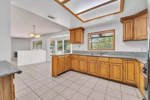 40111 E 179 St E, Palmdale, CA 93591 photo 13