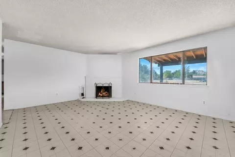 40111 E 179 St E, Palmdale, CA 93591 photo 8