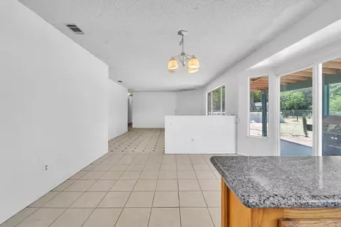 40111 E 179 St E, Palmdale, CA 93591 photo 14