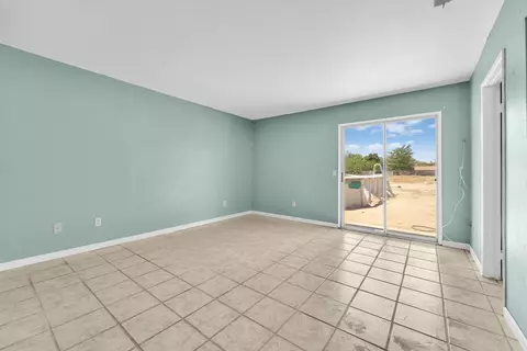40111 E 179 St E, Palmdale, CA 93591 photo 17