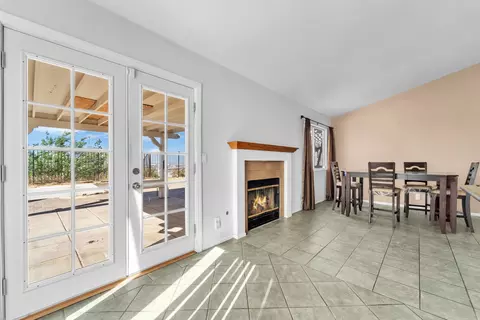 1355 Leopard Ct, Palmdale, CA 93551 photo 14