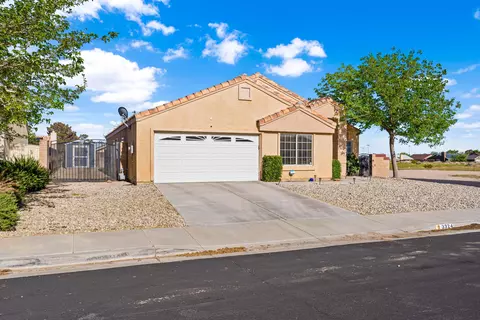 3324 Huron Dr, Rosamond, CA 93560