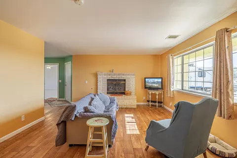 13511 Margo St, North Edwards, CA 93523 photo 3