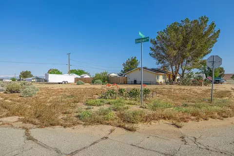 13511 Margo St, North Edwards, CA 93523 photo 34
