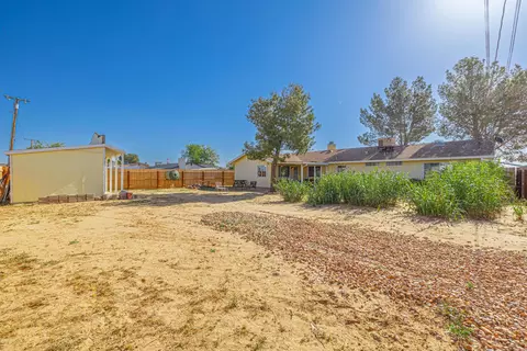 13511 Margo St, North Edwards, CA 93523 photo 32