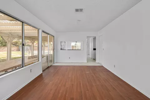 45143 Bevington Ave, Lancaster, CA 93535 photo 14