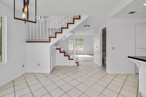 45143 Bevington Ave, Lancaster, CA 93535 photo 7